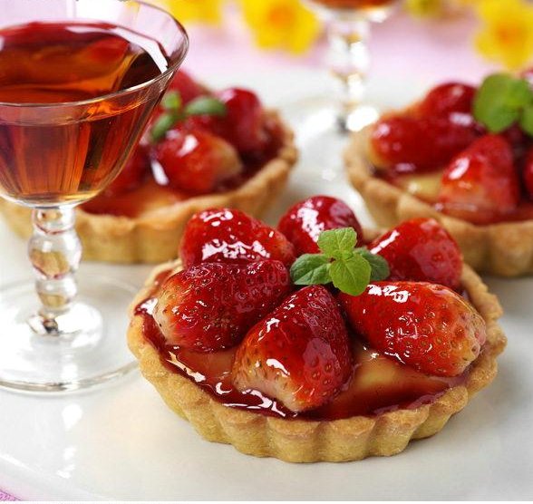 Wine & Tarts for Two – DuBois