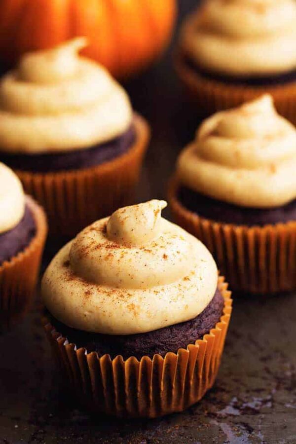 Mulled Wine & Pumpkin Cupcake